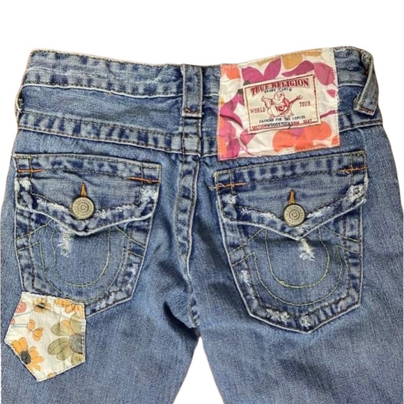 True Religion Flare Leg Floral Patchwork Quilted Distressed Jeans - Picture 2 of 10